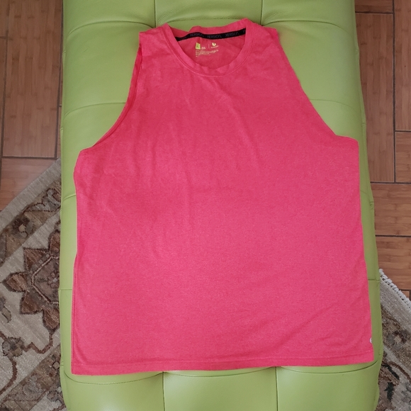 Exersion Tank top - Picture 1 of 3